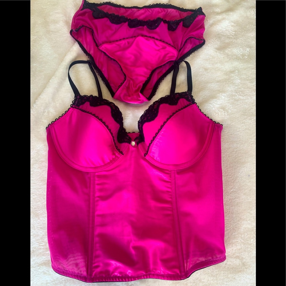 Never Been Worn Sentiments Pink Lingerie set